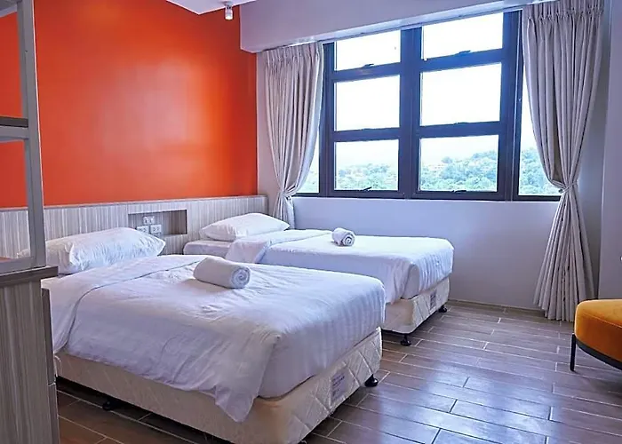 Treewoods Residences 4*